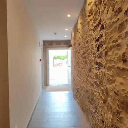 Sp 55 By Bossh! Σαντιάγο ντε Κομποστέλα